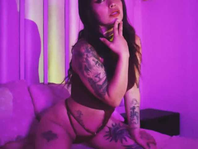 个人资料的照片 Scarlet-Delux07