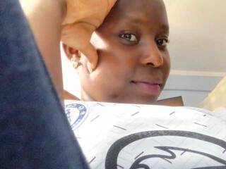 色情视频聊天 Sweetcandy75