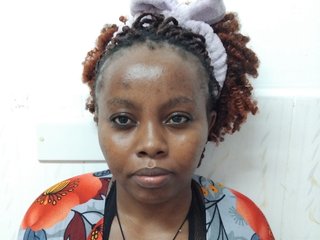 色情视频聊天 SexxyDoll9a