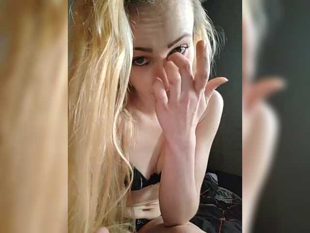 广播屏幕截图 SexyBlondMia