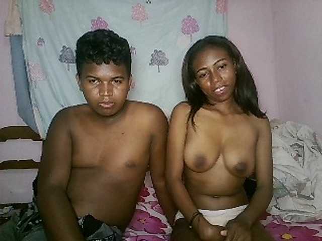 广播屏幕截图 sexycouple32