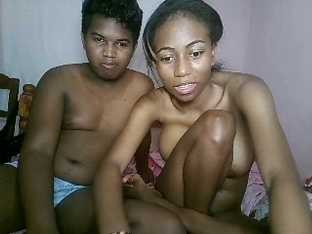 广播屏幕截图 sexycouple32