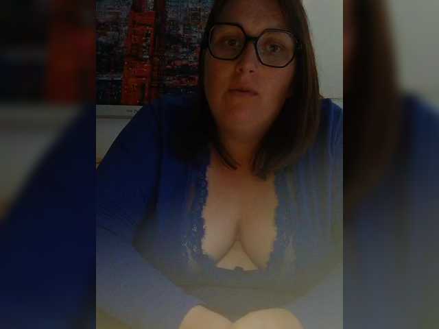 广播屏幕截图 Sexycurvy-87