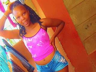 色情视频聊天 Sexyyposh