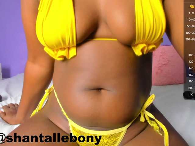 相片 ShantallEbony Hi guys!! Welcome ♥ lets break the rules, open your mouth and enjoy my big squirt! do not be shy. #bouncing #blowjob #anal #doublepenetation #ebony