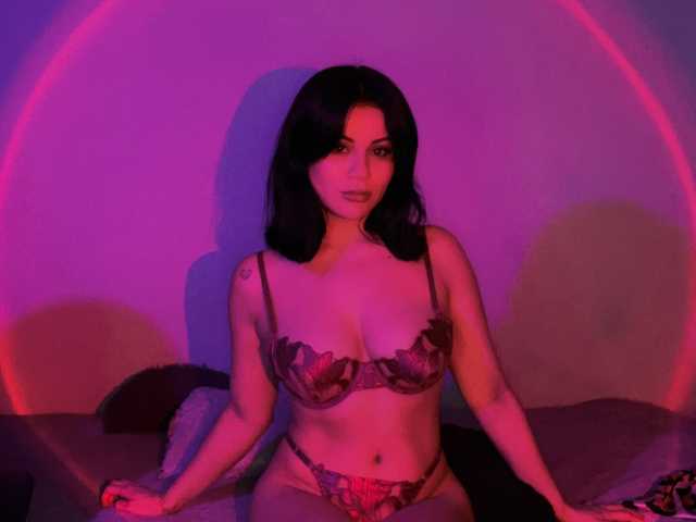 个人资料的照片 shantallparis