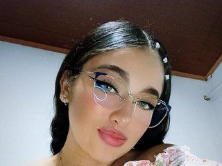 色情视频聊天 Sharlot-Daft