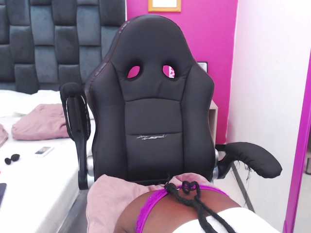 广播屏幕截图 ShaylaSexx