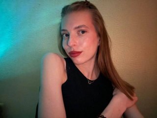 色情视频聊天 Silkenya