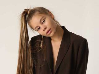 色情视频聊天 skyler-lux