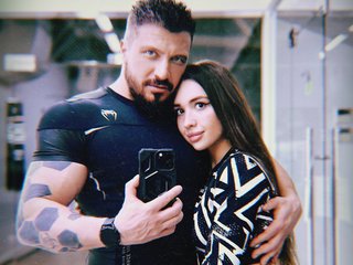 色情视频聊天 SnakeandTina