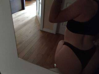 色情视频聊天 LovvyKwin