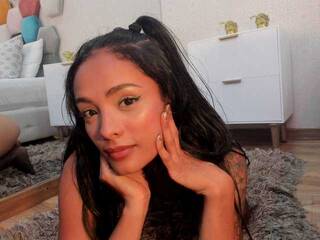 色情视频聊天 SofiaBrown