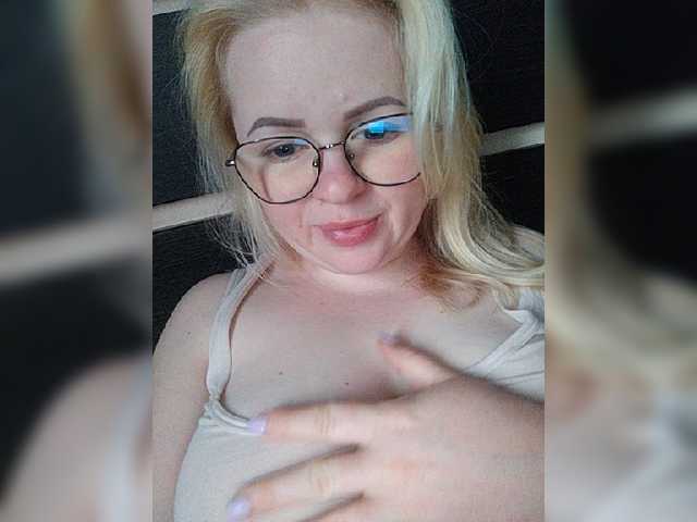 广播屏幕截图 SofiaWilson23