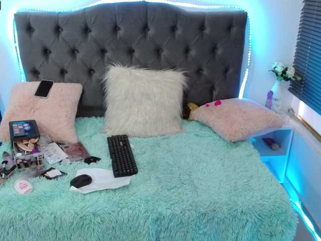 广播屏幕截图 SofiEvans15