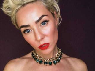 色情视频聊天 Sonya-Fry