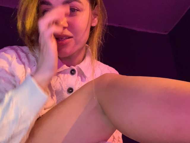 广播屏幕截图 Sonya-Mo