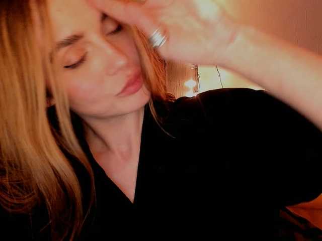 广播屏幕截图 Sonya-Mo