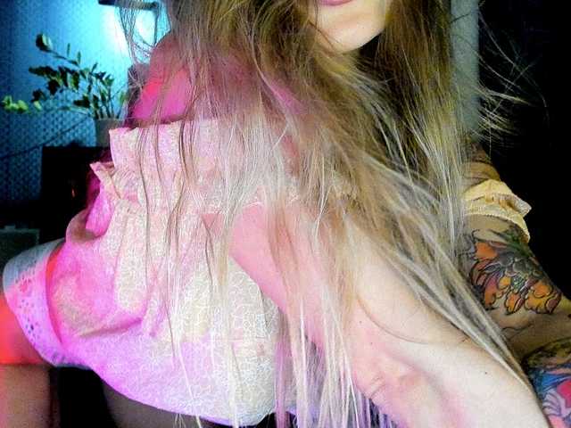 广播屏幕截图 Sonya-Mo