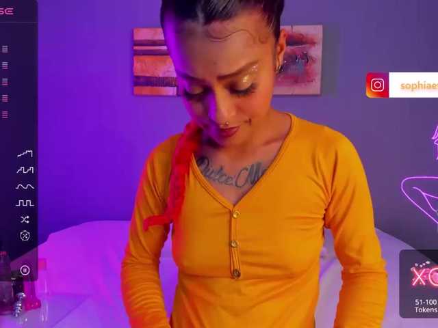 广播屏幕截图 sophia-evanns