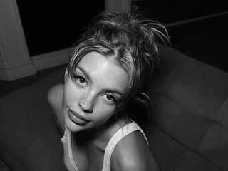 色情视频聊天 SophieFleurr