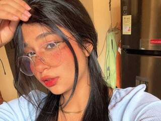 色情视频聊天 Sophiefoxy