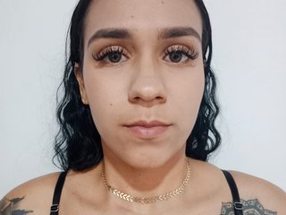 色情视频聊天 SOPHIIE-ADAMS