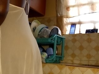 色情视频聊天 SEXXYLUCIA