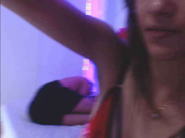 广播屏幕截图 Squirt-Addits