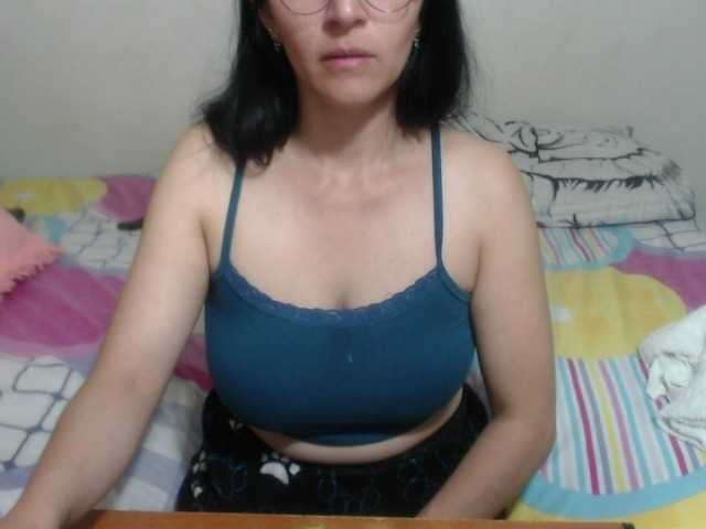 广播屏幕截图 squirthotx