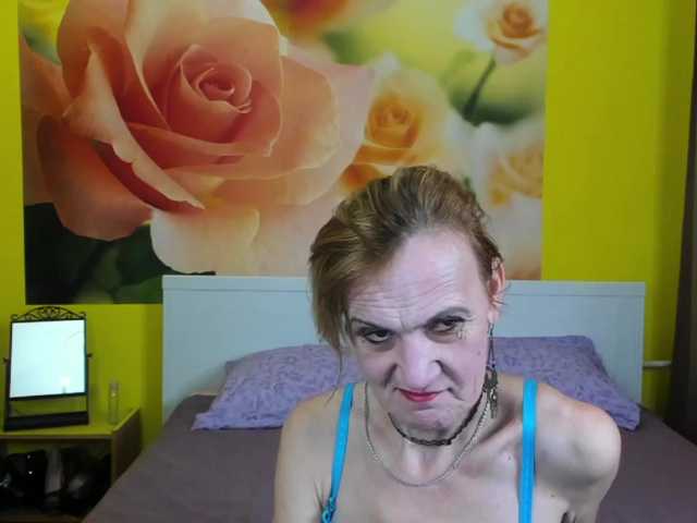 广播屏幕截图 SqurtyLally69