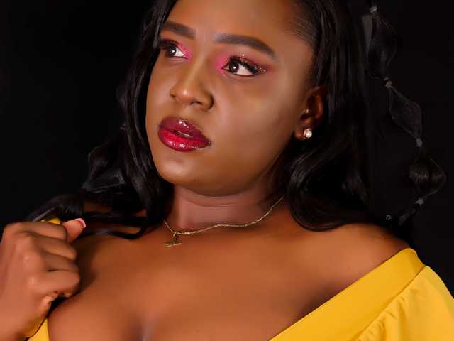 个人资料的照片 ssusy-ebony