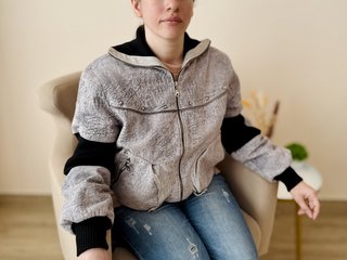 色情视频聊天 StefanieZweig