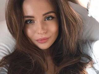 色情视频聊天 Stesnyashka0