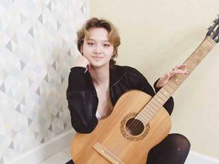 色情视频聊天 StrawberryLoa