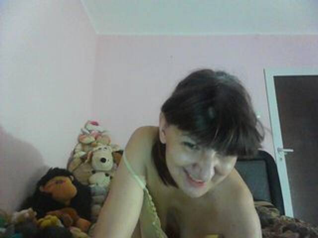 广播屏幕截图 strawberychus