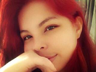 色情视频聊天 Nicki-latina