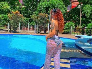 色情视频聊天 SummerEliss