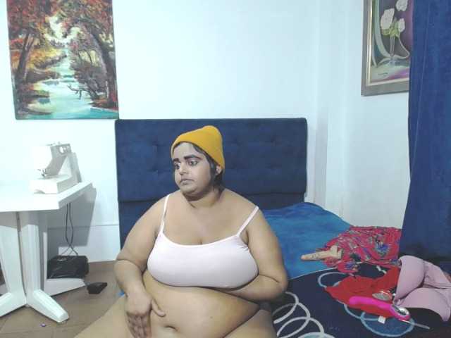 相片 SusanaEshwar #bigboobs #hairy #cum #smoke #pregnant 1000 tips