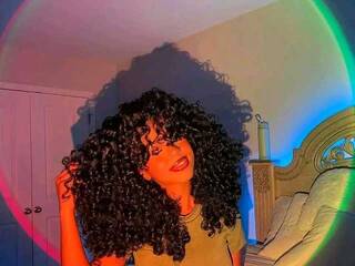 色情视频聊天 Sylvannah