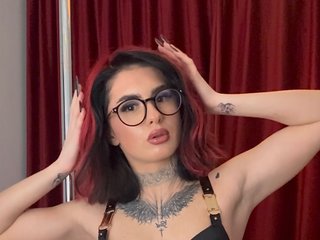 色情视频聊天 TaliaRoss