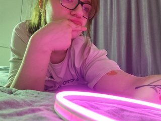 色情视频聊天 Tararyannn