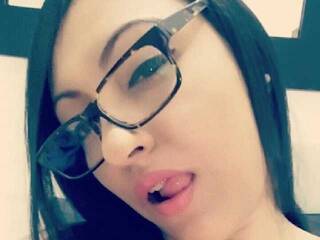 色情视频聊天 TastyCreamy