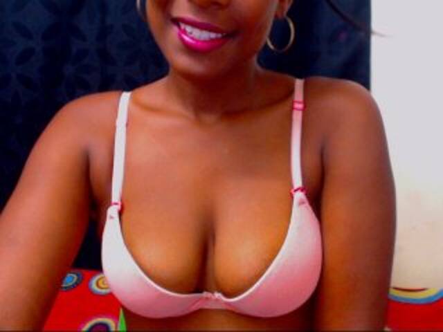 广播屏幕截图 taty2hott