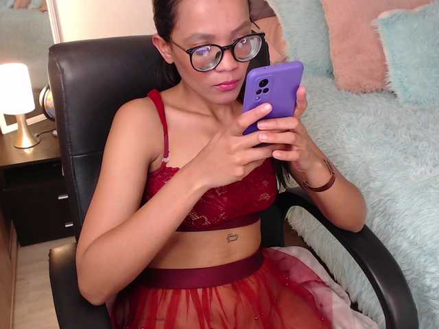 相片 teamdaniella HELLO GUYS IM SOO HORNY ,.. HELP ME