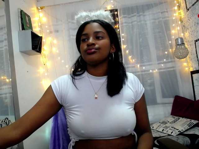 相片 TeenEbony Welcome to my room, let's have fun together! #ebony #teen #new #bigass