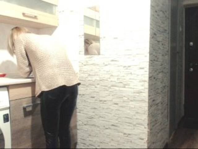 广播屏幕截图 PlayGirlKiss