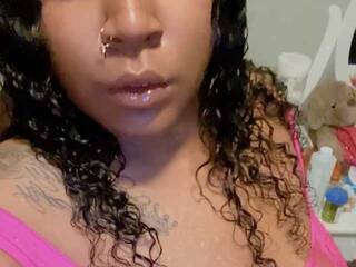 色情视频聊天 Thicaliciouss