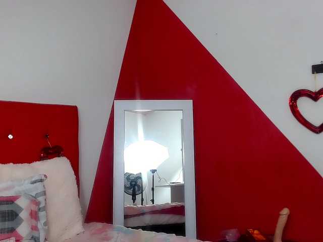 广播屏幕截图 tinabrowm