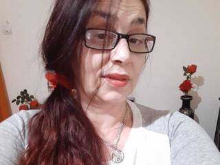 色情视频聊天 Tinakiss